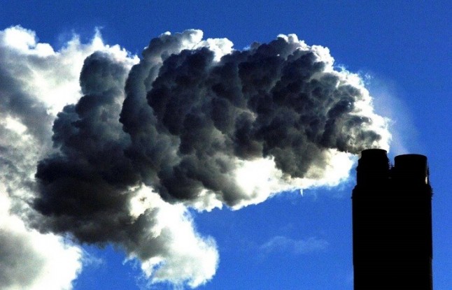 Grupo de empresas del sector energético piden que se adopte un precio suelo europeo para el carbono