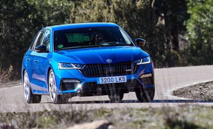 Skoda ofrece el Octavia RS por primera vez con mecánicas de gasolina