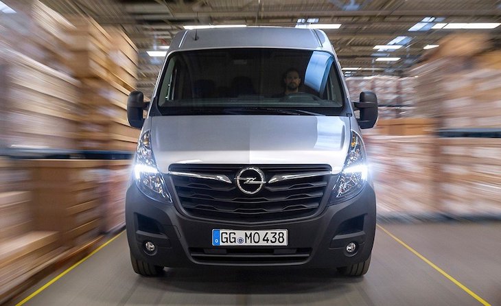 Opel prepara la versión eléctrica de su furgoneta Movano