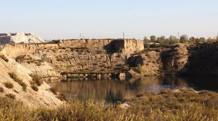Se oponen a la destrucción de las Lagunas de Ambroz