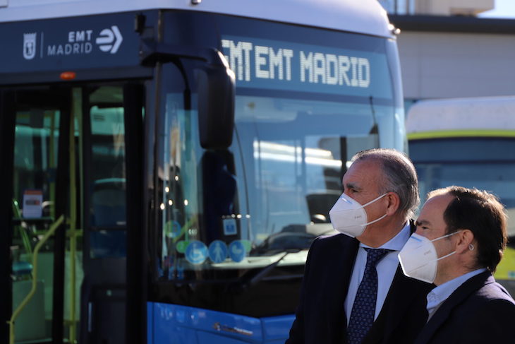 Madrid ‘abandona’ sus autobuses de gasoil y comprará 520 vehículos de gas