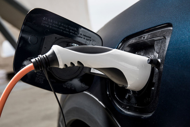 El Gobierno renovará la flota de la Administración General del Estado con vehículos sin emisiones