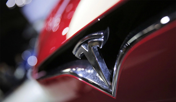 Tesla se dispara en bolsa