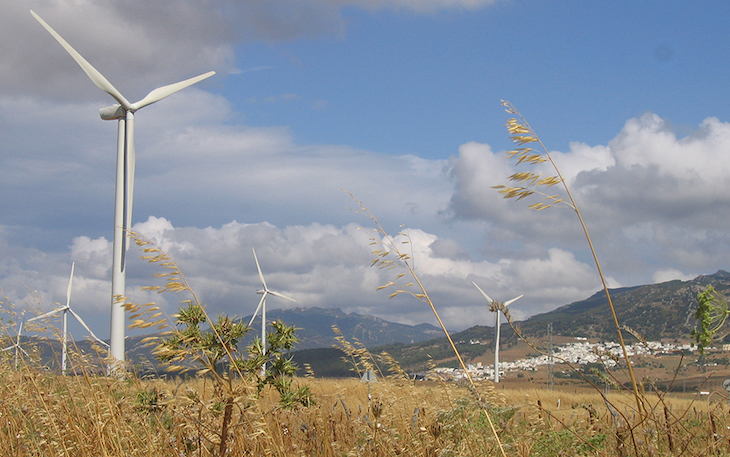 Andalucía prestará un servicio de apoyo técnico a promotores para aprovechar ayudas estatales en energías renovables