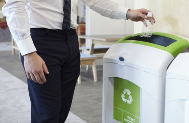 Sa Pobla rebaja un 16% la tasa de basuras a los comercios de oficina y elimina la duplicidad a los autónomos creativos