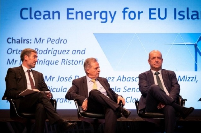 Canarias se suma a Europa para lograr una transición energética con las energías renovables