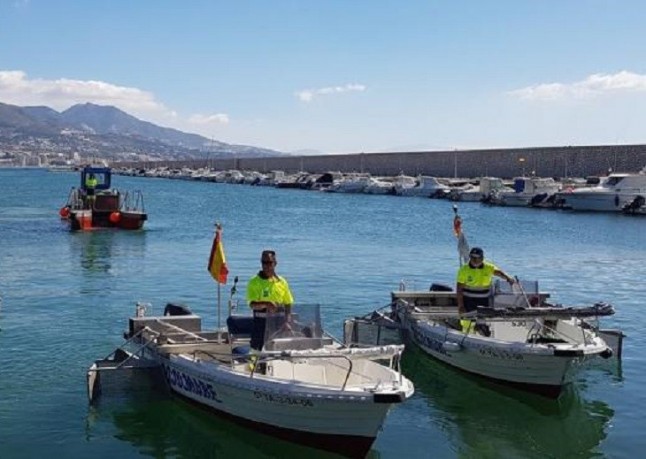 Málaga. Retiran 156 metros cúbicos de residuos de las aguas litorales