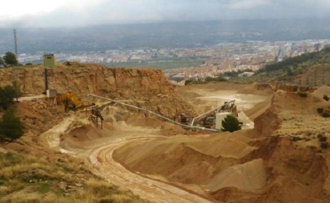 Polémica a cuenta de la cantera de La Imora