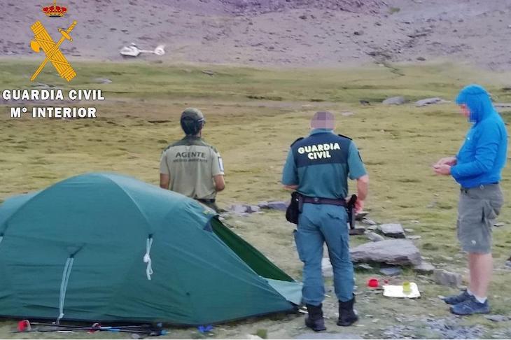Control sobre las acampadas en el Parque Nacional de Sierra Nevada (Granada)