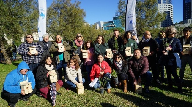 Comienza la instalación de 15 cajas-nido por la biodiversidad en el Jardín del Túria
