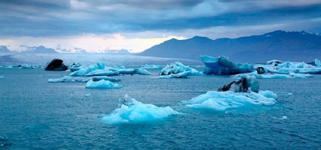 Una barrera invisible reduce a la mitad la absorción de CO2 por el mar