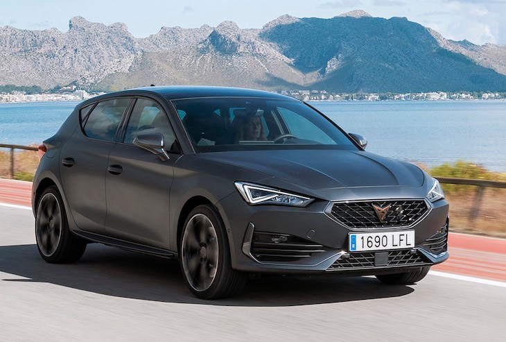 Cupra aumenta la gama híbrida enchufable del León