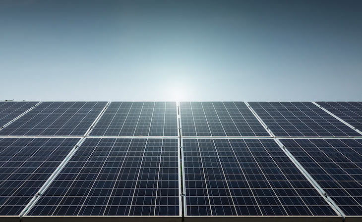 Presentación del Informe Anual de UNEF 2020 (energía solar)