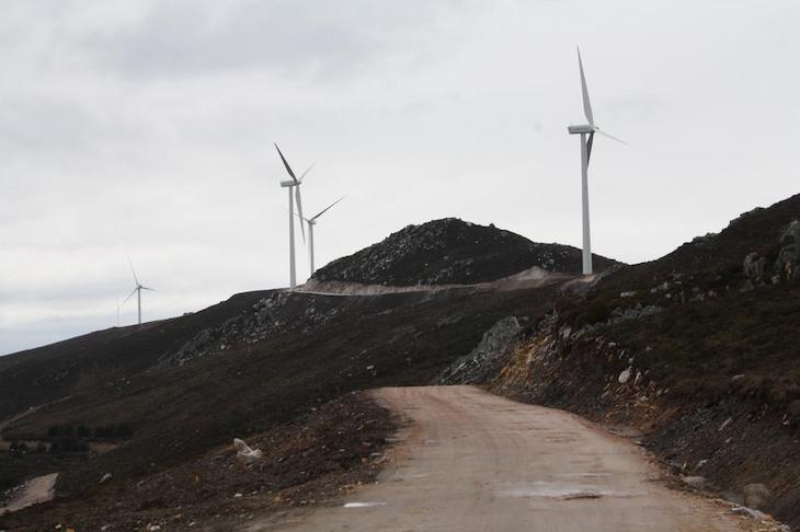 Asturias cambía las normas para permitir eólicos en espacios naturales