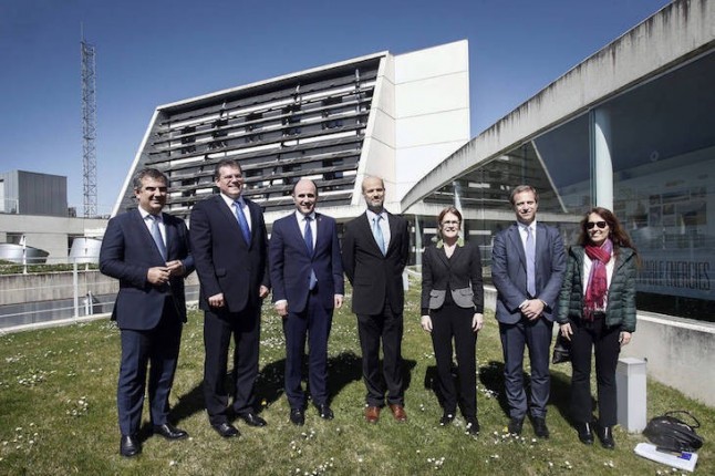 La nueva ministra de Industria se interesa por las actividades e infraestructuras de I+D de CENER