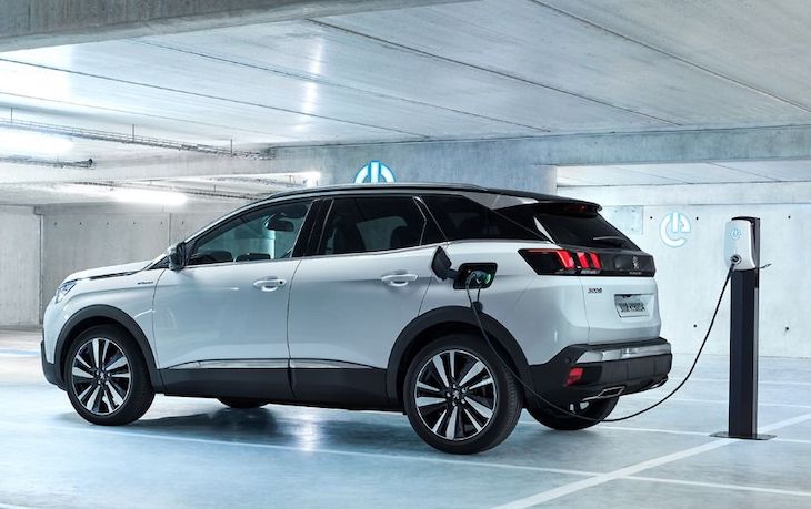 Peugeot 3008 con versiones híbridas enchufables
