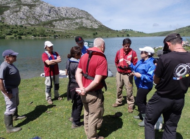 Tomarle el pulso al lago Enol