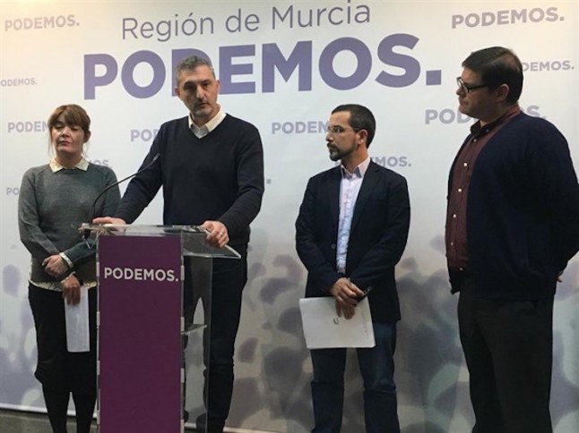 PODEMOS se enfrenta con el Gobierno de la Región de Murcia a cuenta del Mar Menor