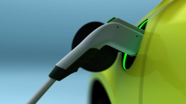 España llega justito al aprobado ‘raspado’ con la movilidad eléctrica