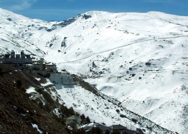 El polvo sahariano acelera la fusión de la nieve en la península ibérica