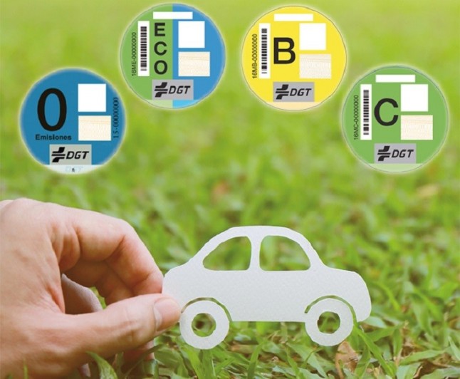 Correos vende más de 380.000 etiquetas ambientales en sus oficinas de Madrid