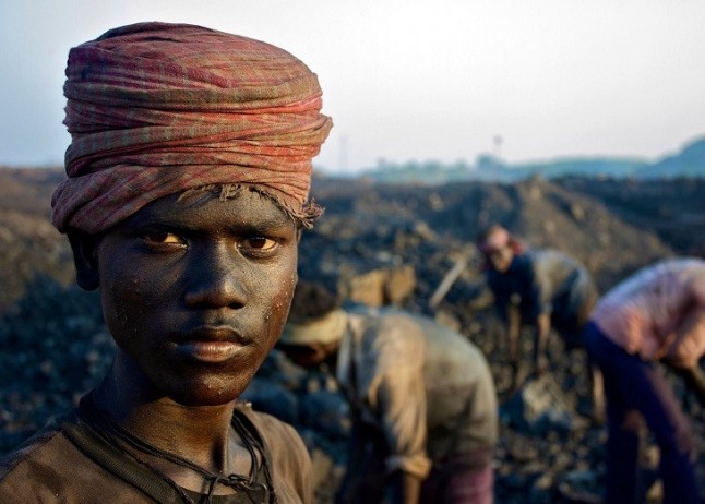 Mapfre se pone de perfil ante el contaminante carbón