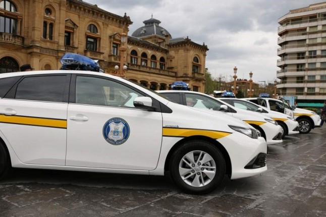 La Policía municipal de San Sebastián incorpora coches híbridos