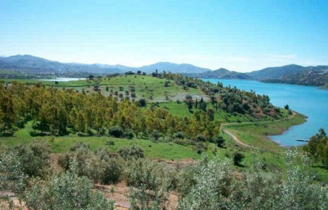 Editan una guía para poner en valor el Parque Natural Montes de Málaga