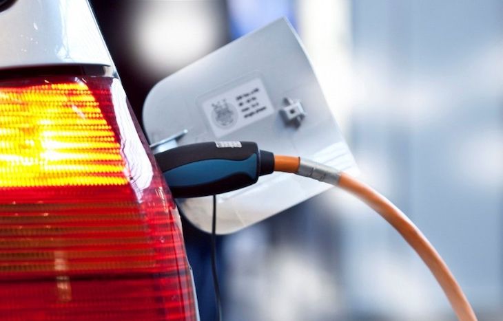 Madrid ‘toma la delantera’ en matriculaciones de coches eléctricos en 2020