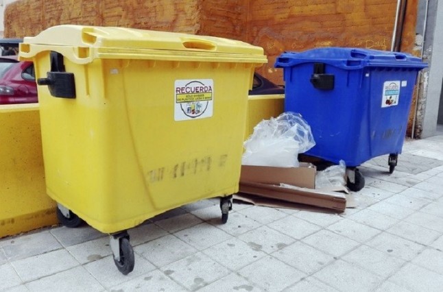 Éxito del reciclaje de envases ligeros y de papel/cartón en España