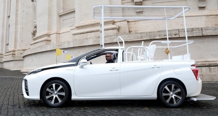 El Papa Francisco se ‘apunta’ a la movilidad sostenible con un papamóvil de pila de combustible de hidrógeno