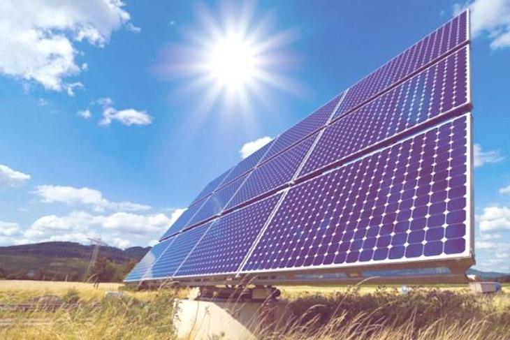 Las energías renovables crecen un 16% impulsadas por la solar fotovoltaica y la hidráulica