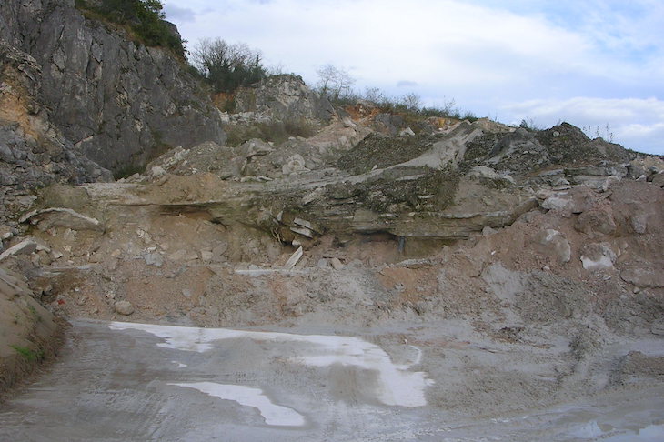 Asturias. Ya vale de mas canteras en Oviedo y su entorno