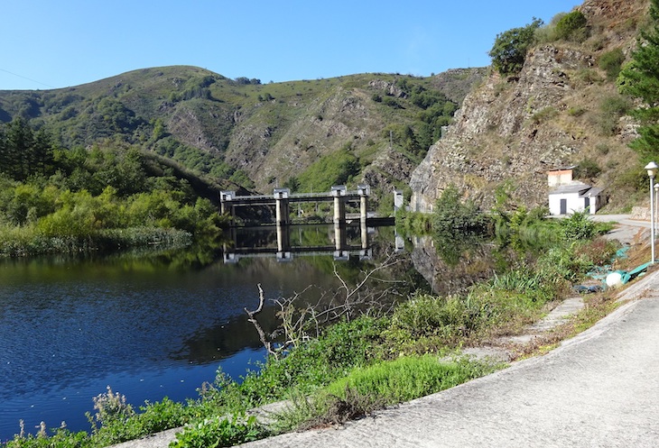 Asturias. Nos oponemos a que se extrujen mas las aguas del río Narcea