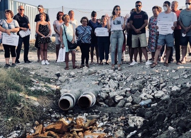 Alertan de vertidos en el río Cachón "que empeoran el estado" de las playas de Barbate