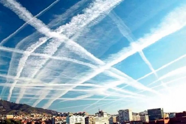 Enfriar el mundo esparciendo aerosoles con aviones es caro pero de imprevisibles consecuencias