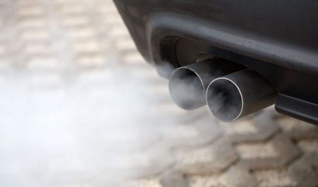 Las emisiones medias de CO2 de los coches nuevos aumentan en Europa