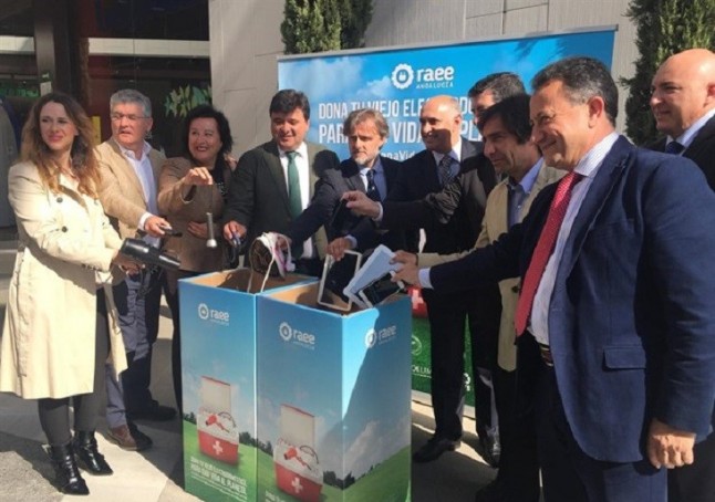 Andalucía participa en la campaña Dona Vida al Planeta para reciclar aparatos eléctricos y electrónicos