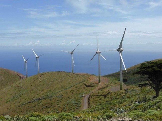 El Cabildo de Tenerife cubrirá casi la mitad del consumo energético de la isla a través de las energías renovables