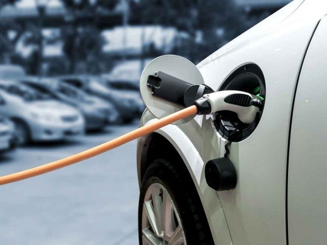 Aracena e Isla Cristina (Huelva) y Aguilar de la Frontera (Córdoba) contarán con planes de movilidad eléctrica