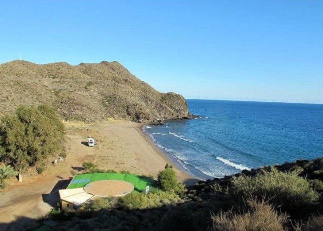 La Cala de Calnegre (Lorca) recibe el distintivo Sicted y las banderas Azul y Ecoplayas