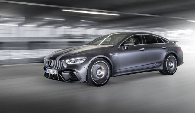 Mercedes-AMG GT 53 4Matic con micro-hibridación