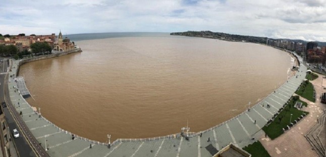 No se puede engañar con la calidad de las aguas de las playas de Gijón