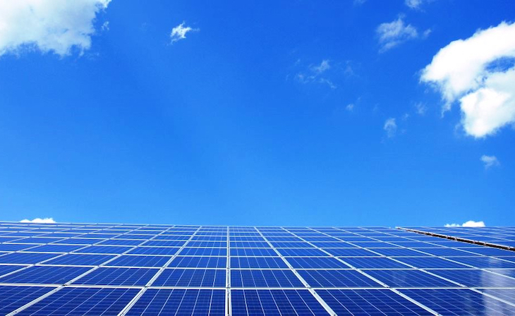 Repsol se ‘apunta’ a la construcción de parques fotovoltaicos