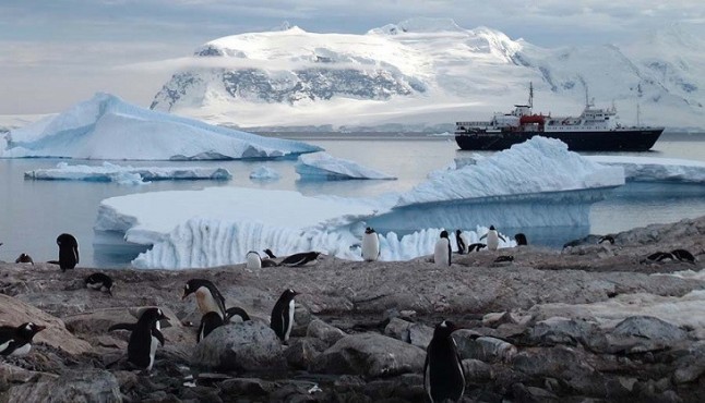 Una base surge en un glaciar antártico para estudiar su temible deshielo