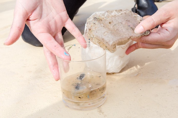 Hombre y Territorio y proyecto LIBERA desarrollan un protocolo para identificar microplásticos en ríos
