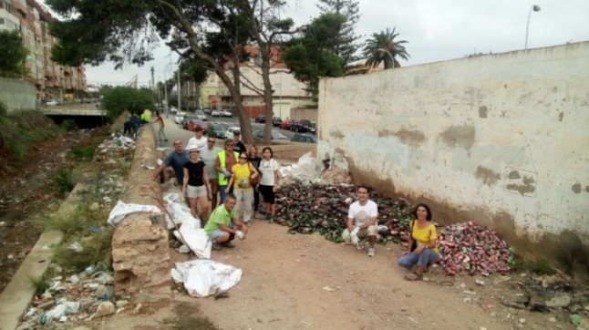 Ecologistas de Melilla denuncian la salida al mar del 80% de la basura de los cauces de los arroyos