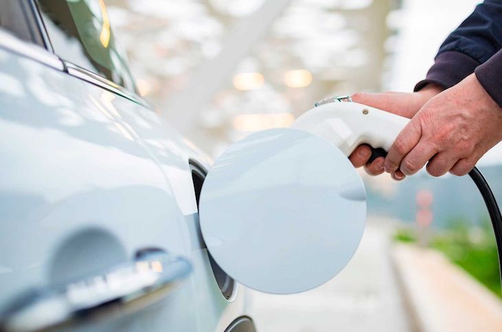 El Puerto de Almería ‘implementa’ varios puntos de recarga para vehículos eléctricos