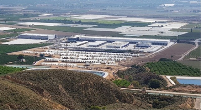 Denuncian un macro aparcamiento sin permiso ambiental situado junto a la Autovía de Andalucía