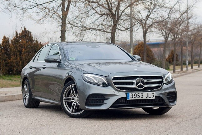 Mercedes-Benz amplía la gama del Clase E con una variante híbrida enchufable para berlina y Estate
